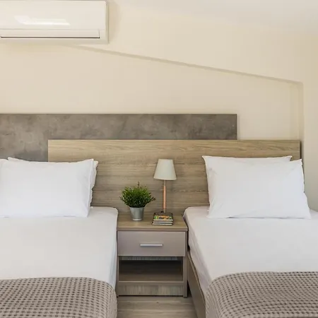 Ξενοδοχείο V Luxury