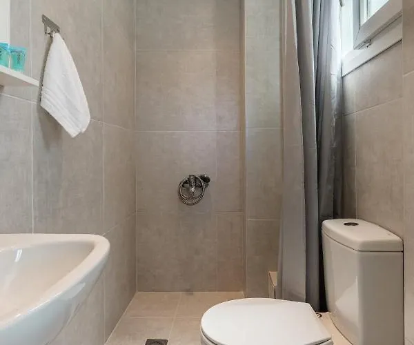 V Luxury Otel Possidi